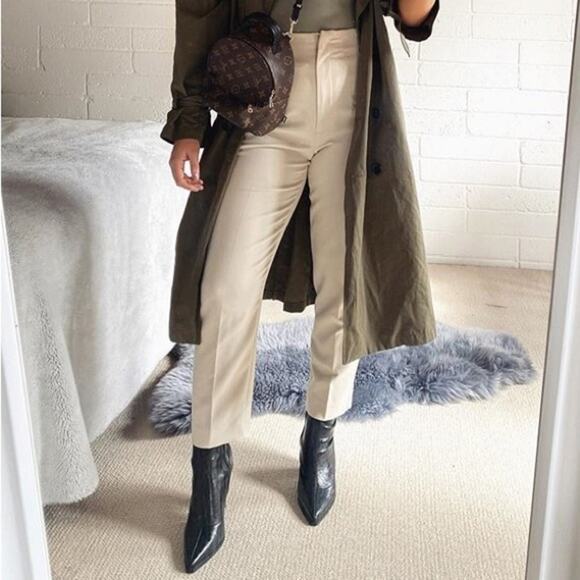 Zara Pants - Zara Beige Cigarette Leg High Rise Trouser Pants Women’s Size XS Bloggers Fave